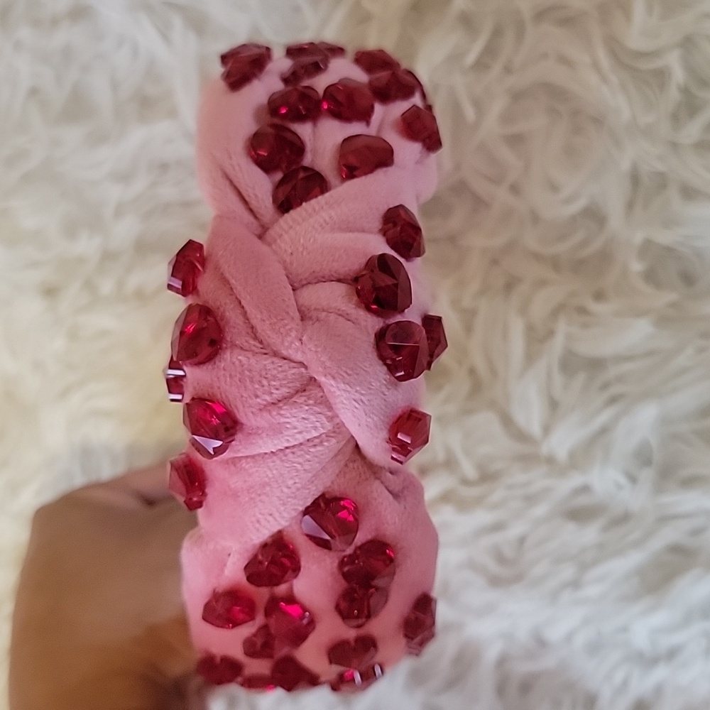 Lele Sadoughi heart headband